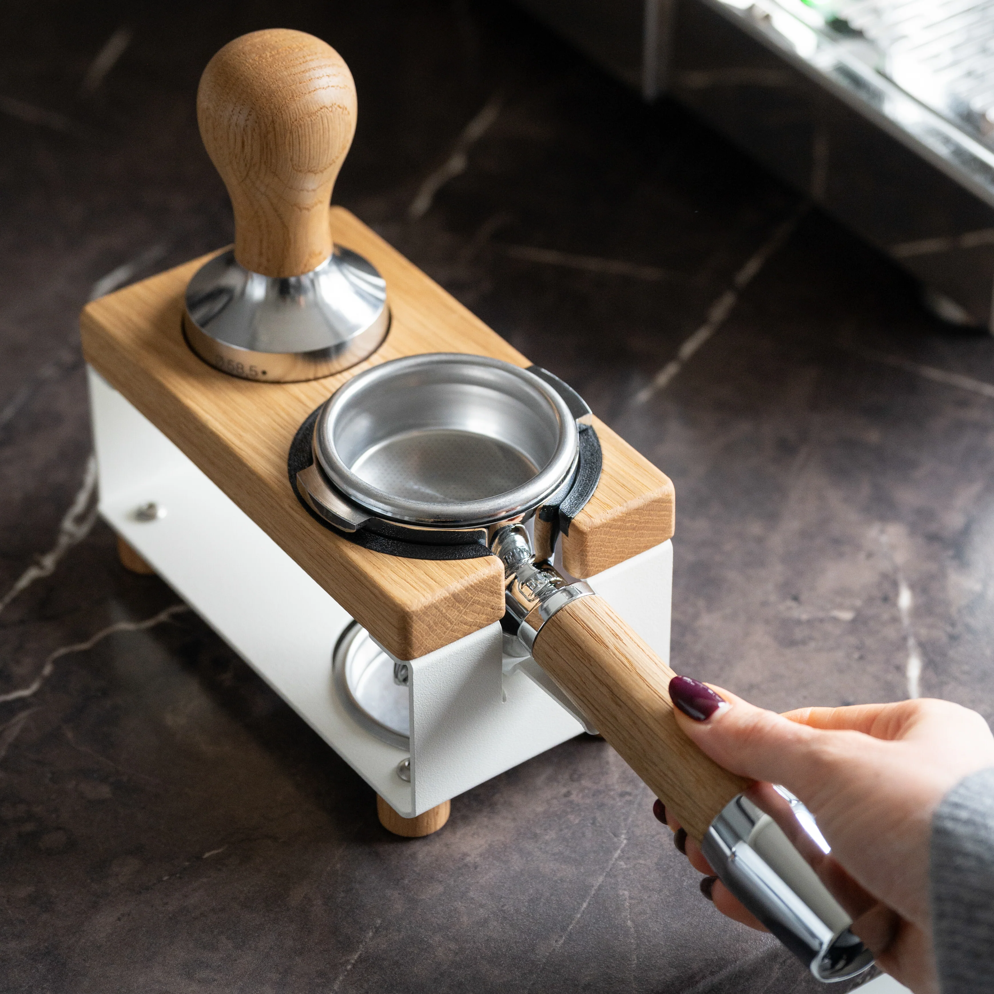 Tamperstation lang Weiß - Image 12