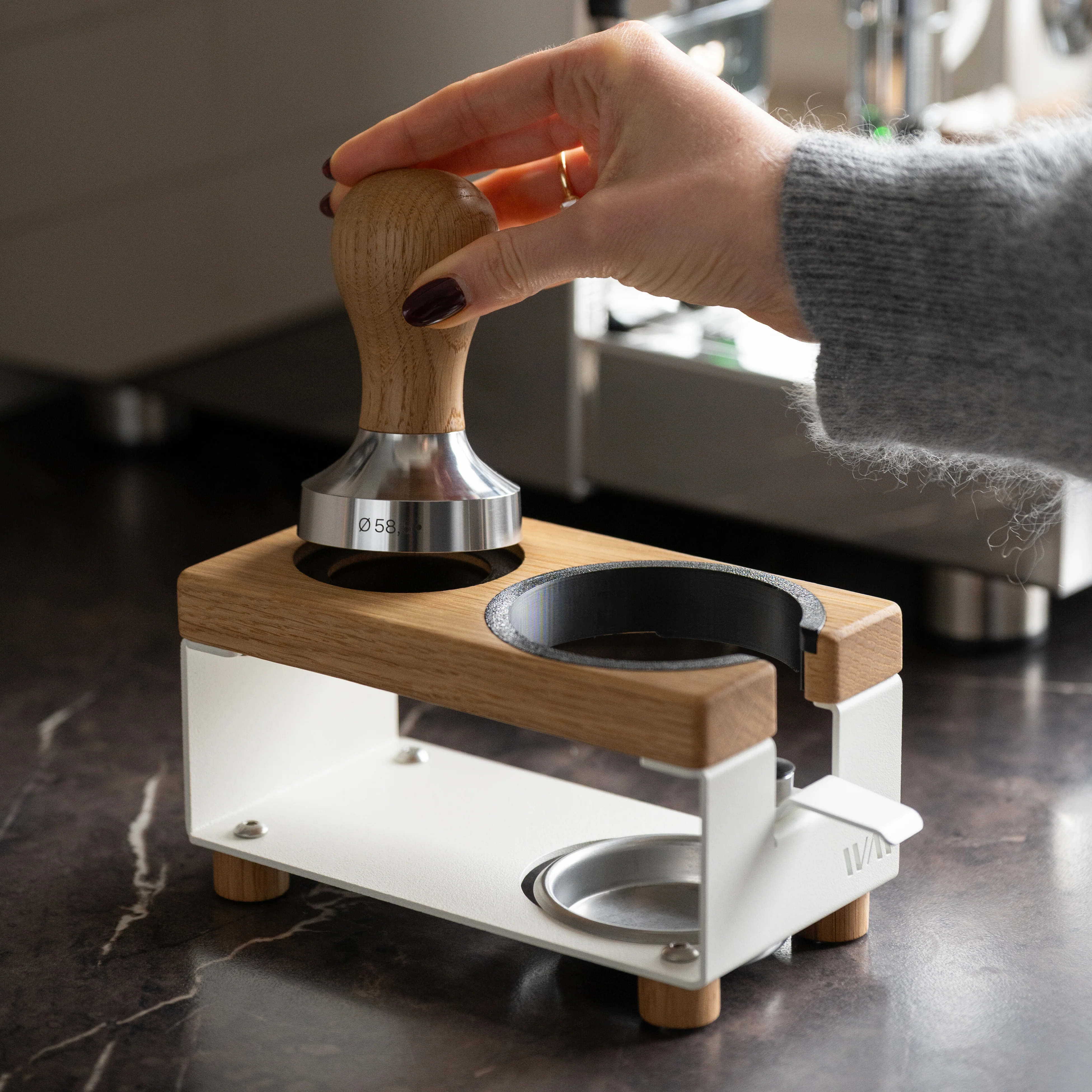 Tamperstation lang Weiß - Image 8